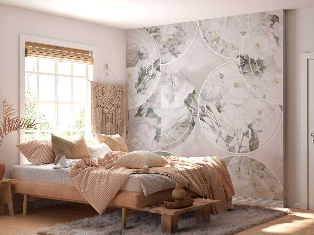 Élégance florale intemporelle - Blanc doux