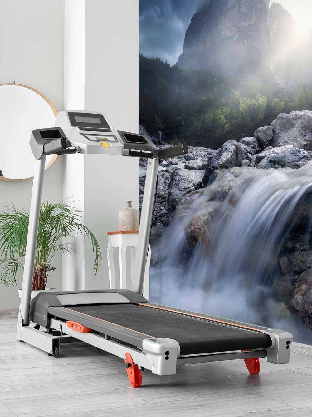 Mistige Bergstroom au lever du soleil