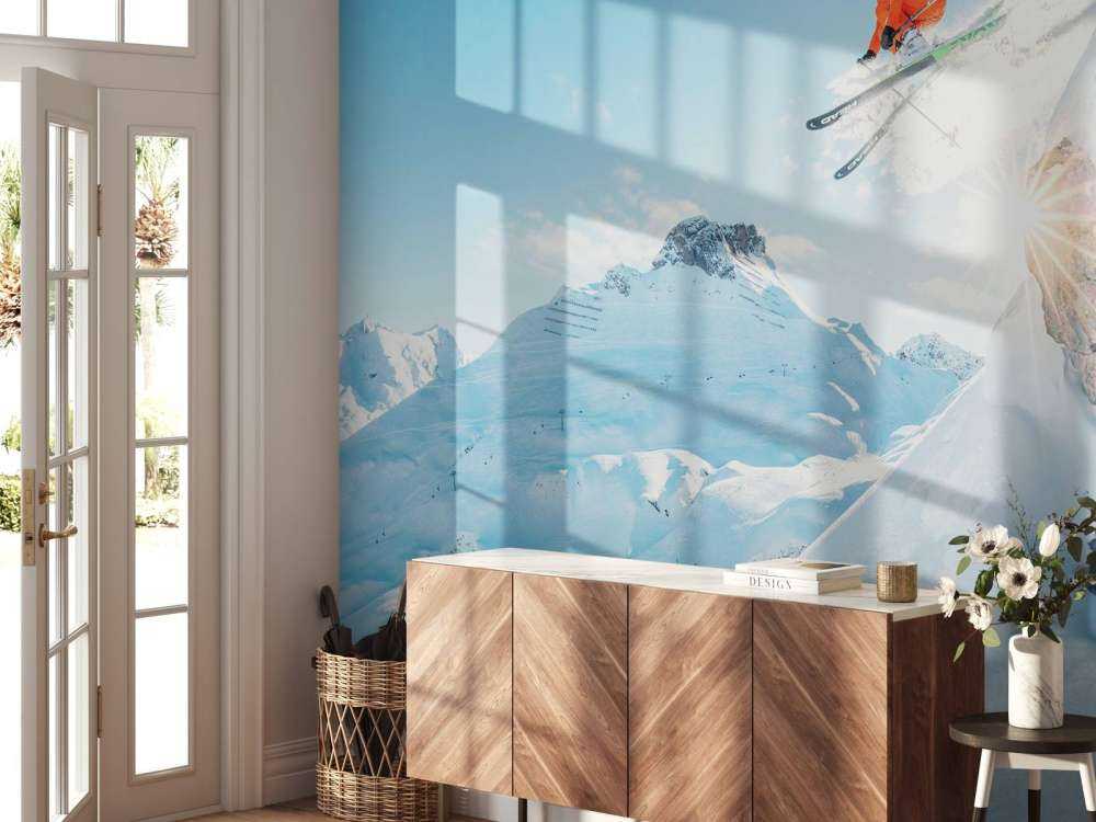 Saut dans un paysage montagneux enneigé