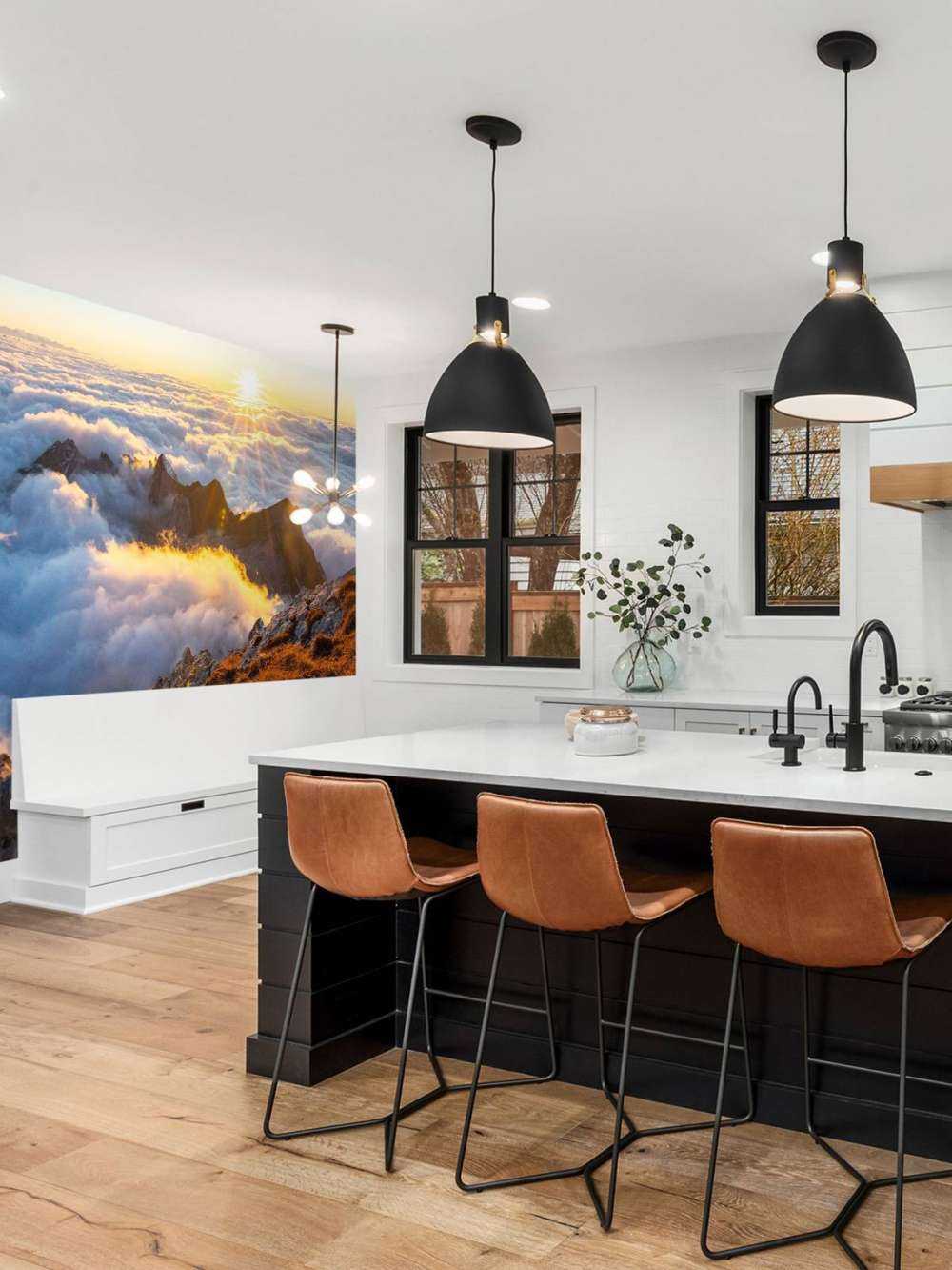 Lumière du soleil au-dessus de la mer de nuages