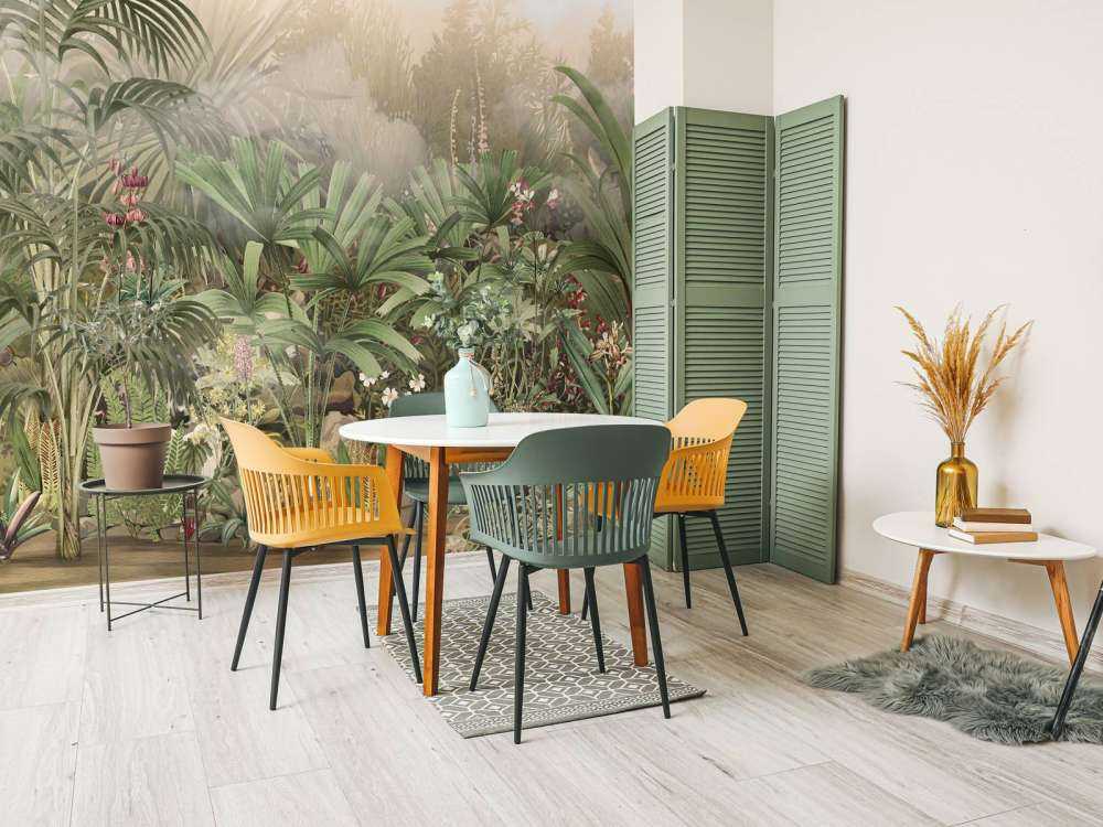 Matin dans le Jardin Tropical Vert