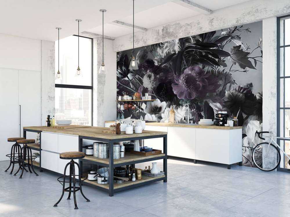 Grand bouquet avec des anémones violettes