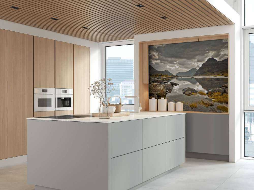 Les îles Lofoten dans les nuages