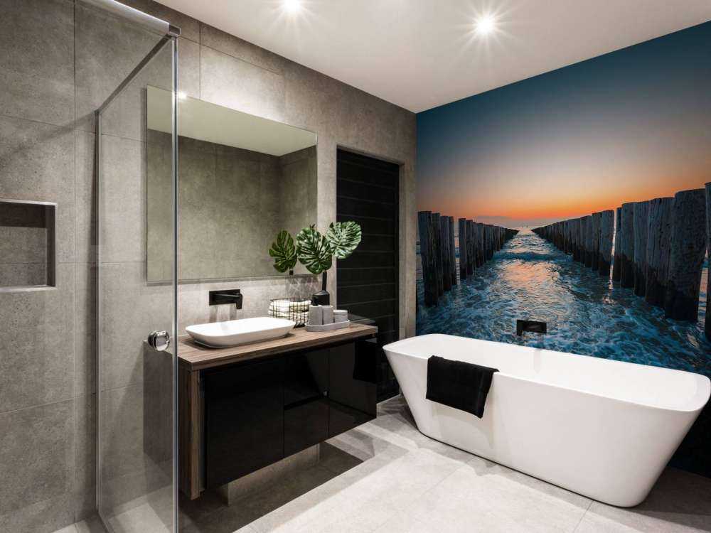 Brise-lames au coucher du soleil