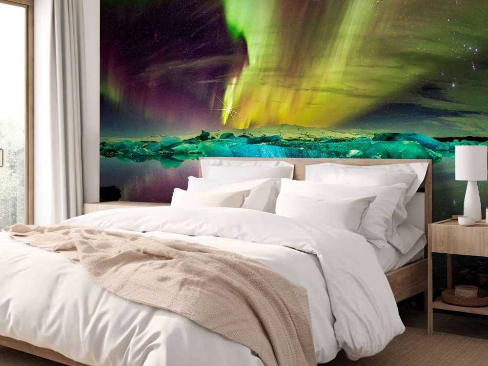 Des Paysages Nocturnes Fascinants Avec Des Montagnes Enneigées Et Des Aurores Boréales | Photo