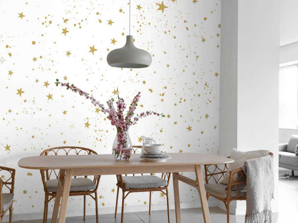 Pluie dorée d'étoiles
