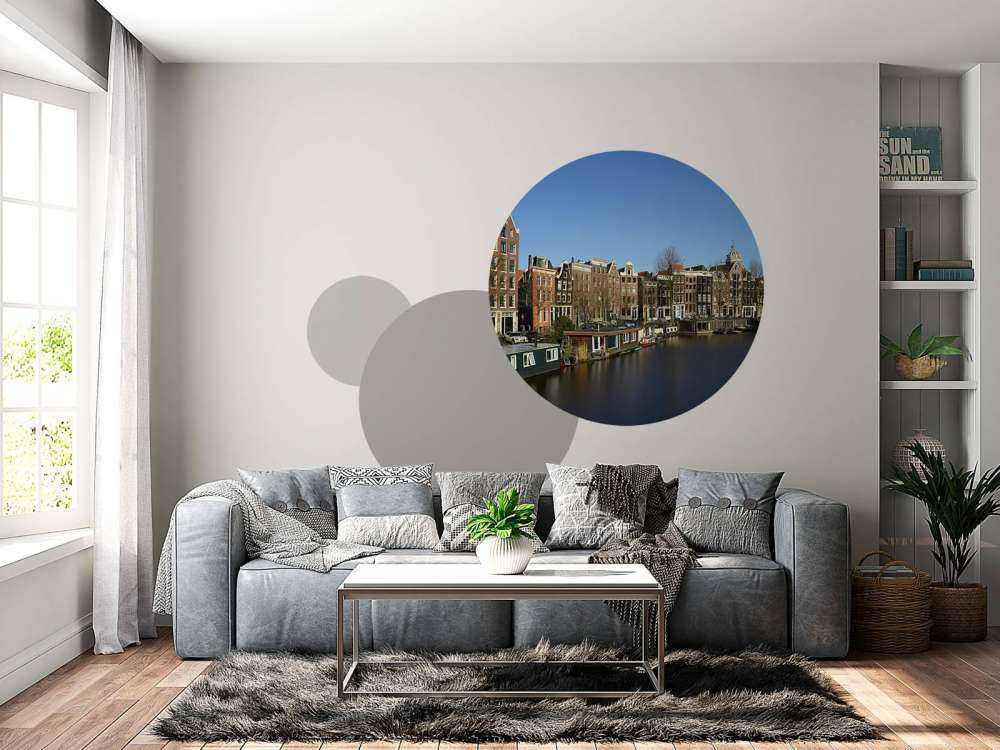 Bateaux&#x20;fluviaux&#x20;le&#x20;long&#x20;du&#x20;canal