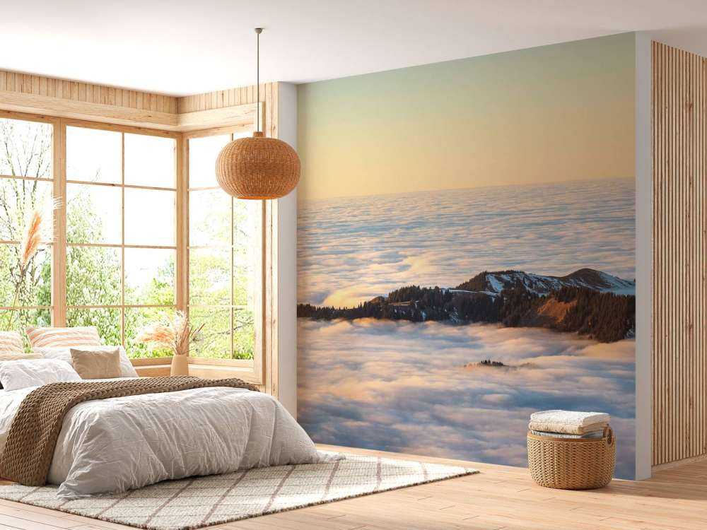 Bergkam flottant dans la mer de nuages