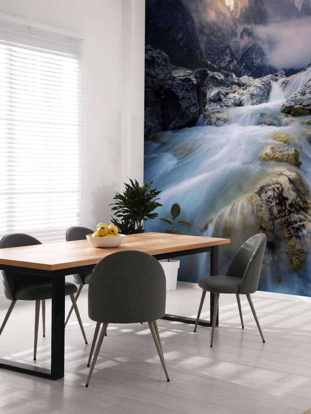 Bergstroom dans la pénombre