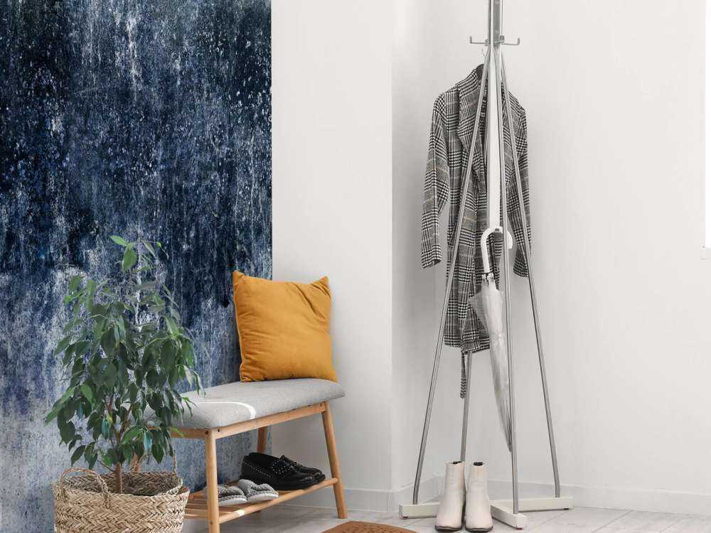 Mur bleu vieilli par les intempéries