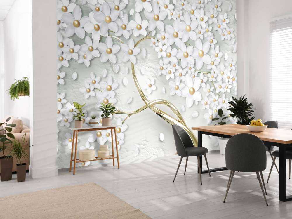 Fleurs blanches dorées