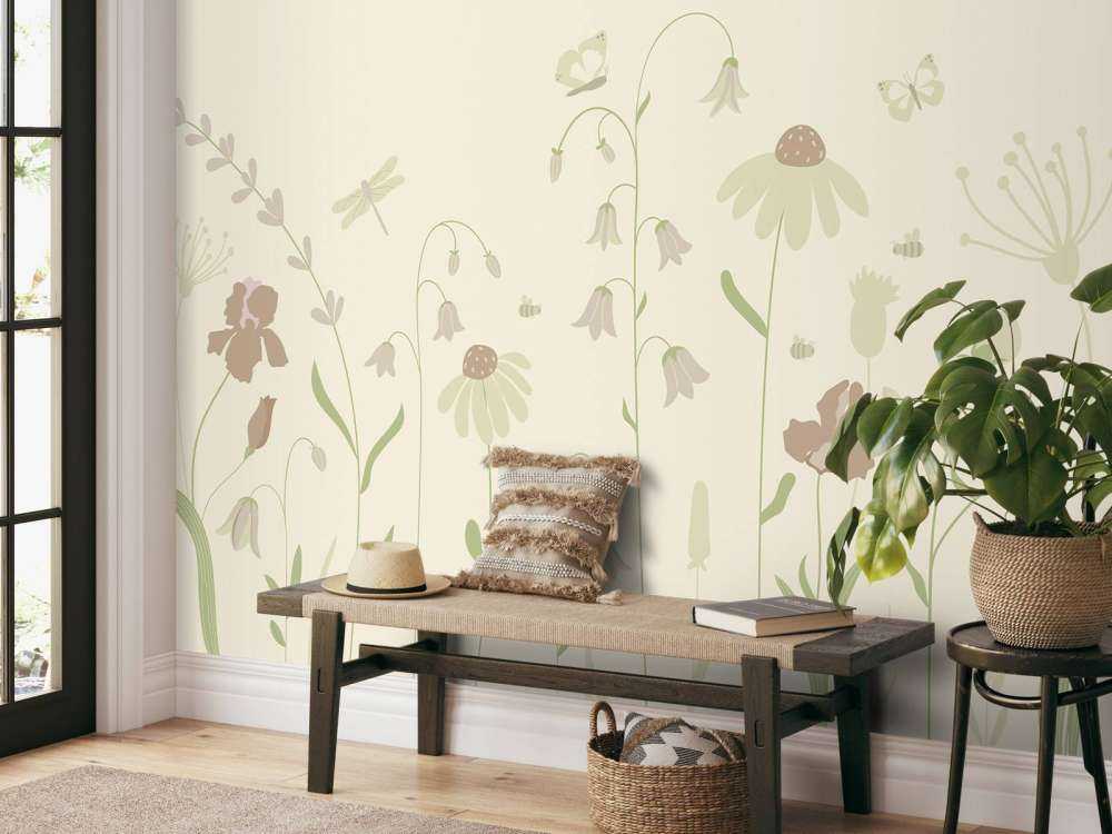 Champ de fleurs en hauteur avec papillons, sable, vieux rose