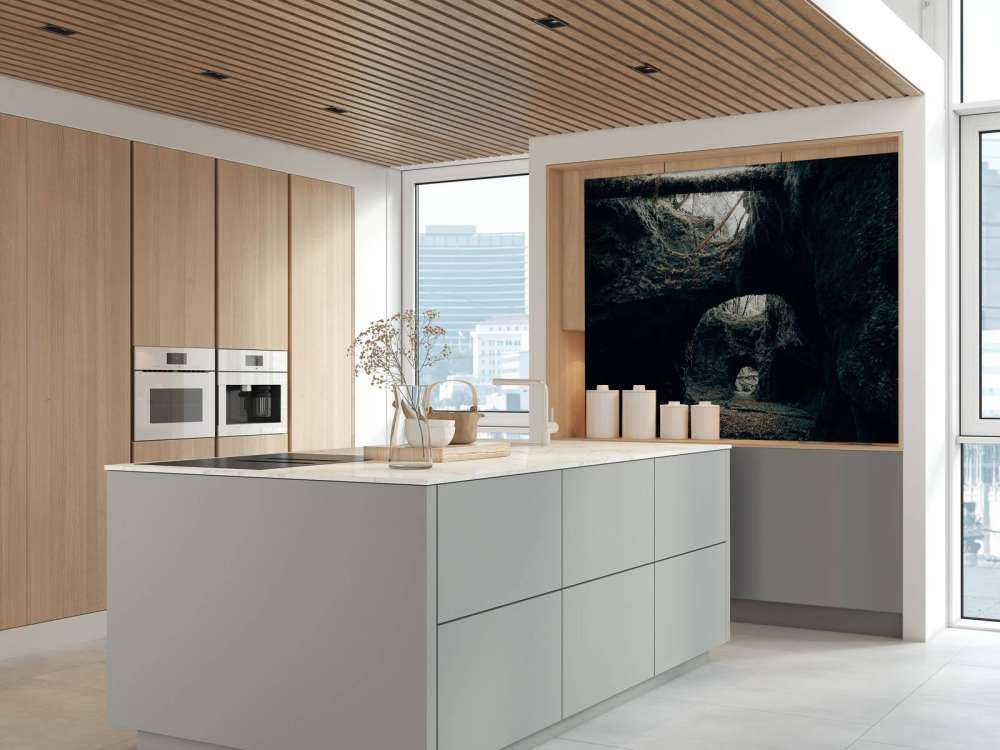 Anciennes mines de fer reconquises par la nature