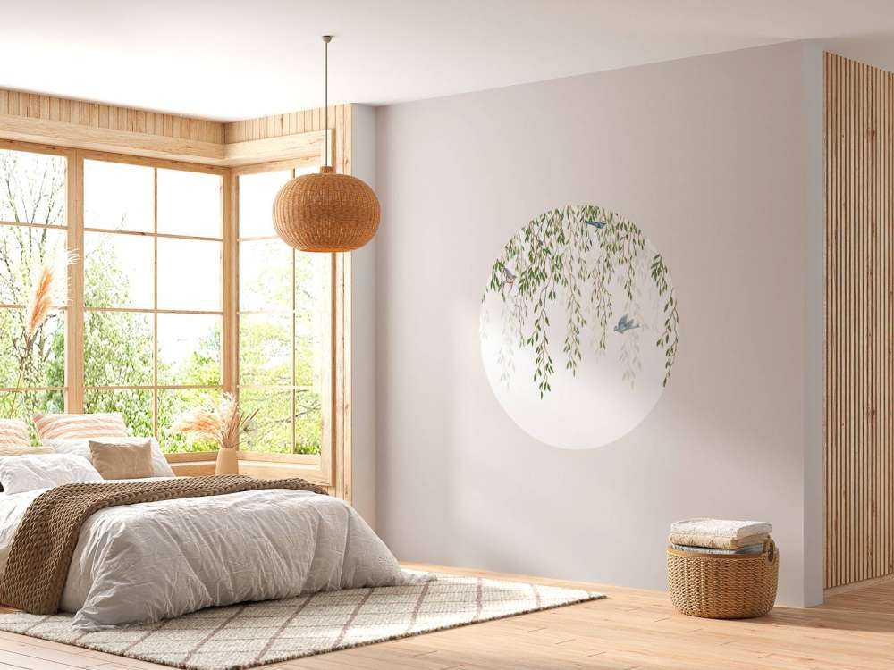 Branches et oiseaux suspendus