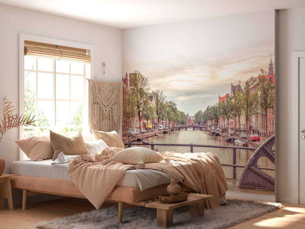 Amsterdam sous les nuages