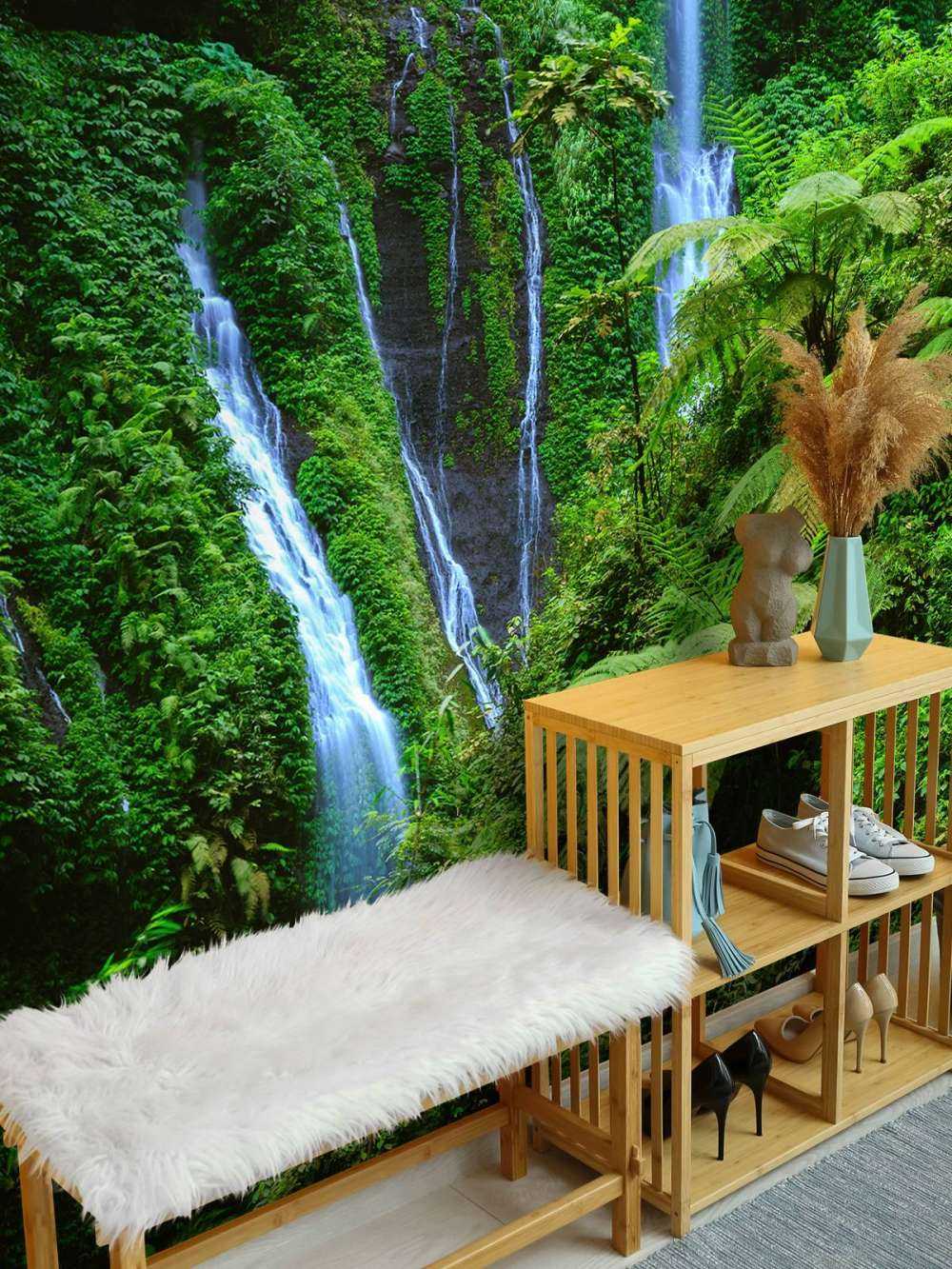 Jungle verte et chutes d'eau