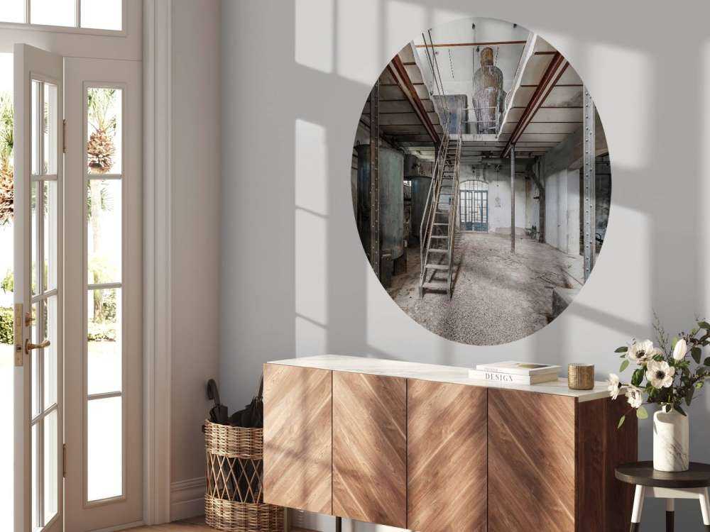 Ancien hall d'usine abandonné