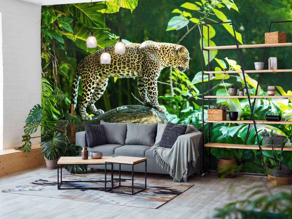 Léopard sur un rocher