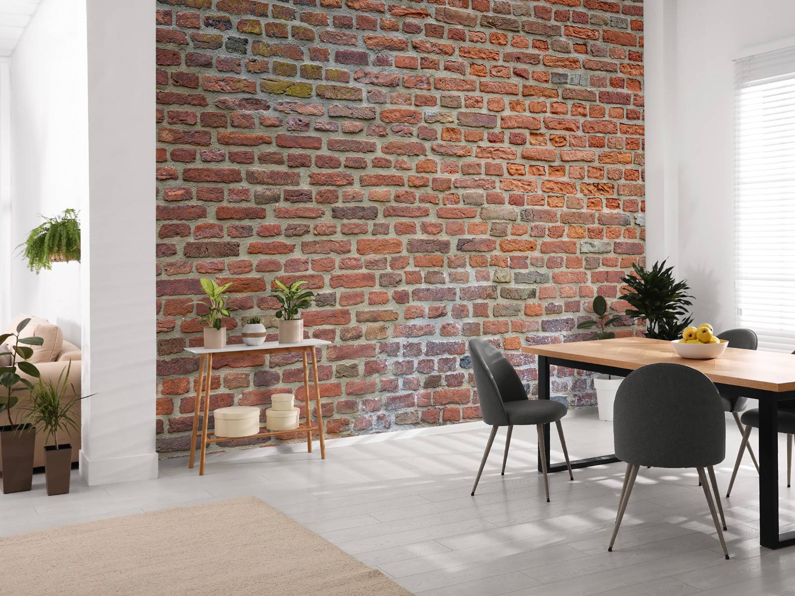 Mur avec de grandes et petites briques