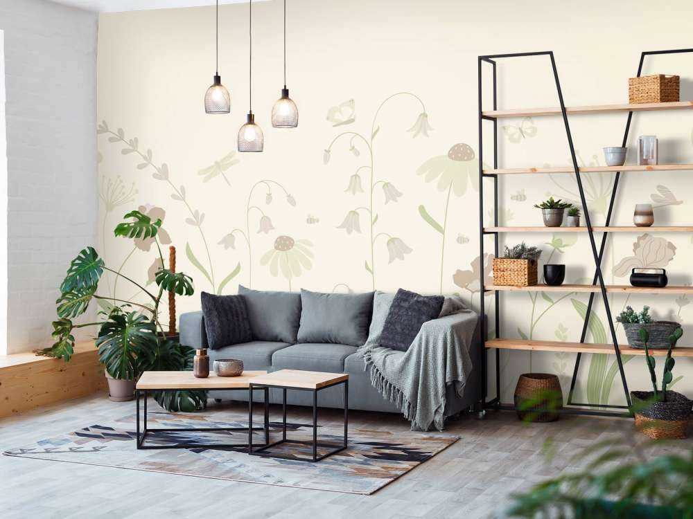 Champ de fleurs en hauteur avec papillons, sable, vieux rose