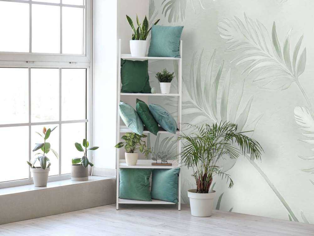 Feuilles dorées sur crème foncée