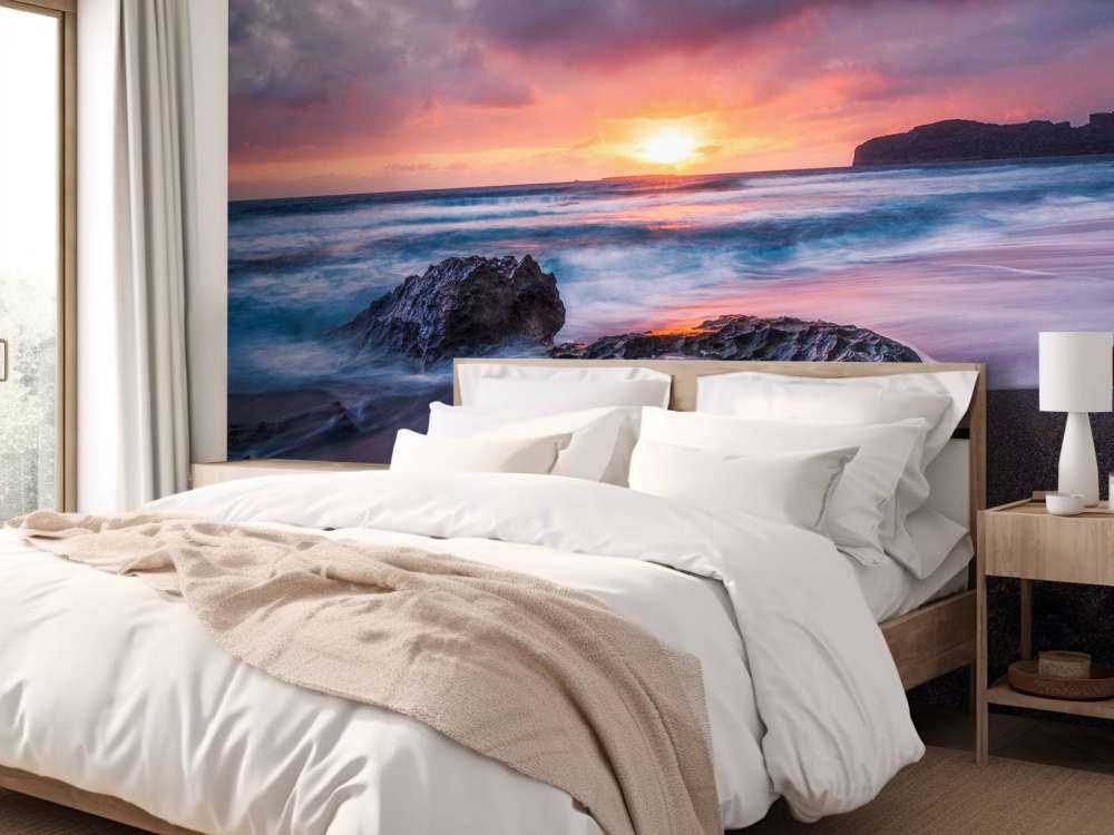 Côte rocheuse au coucher du soleil