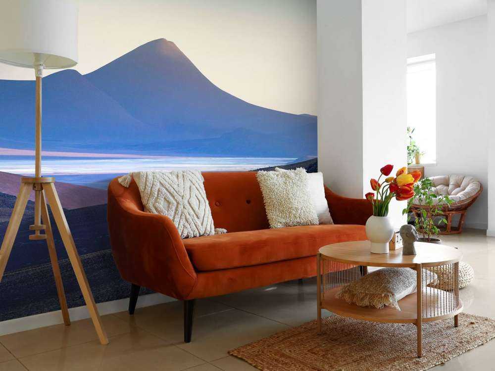 Lever de soleil sur un paysage désertique volcanique