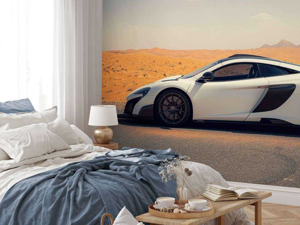 McLaren 675LT dans le désert