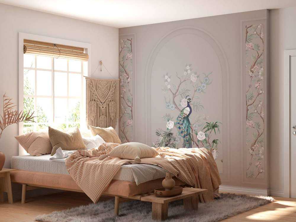 Peacock Paradise, beige