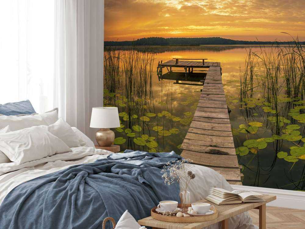 Lever du soleil sur le lac