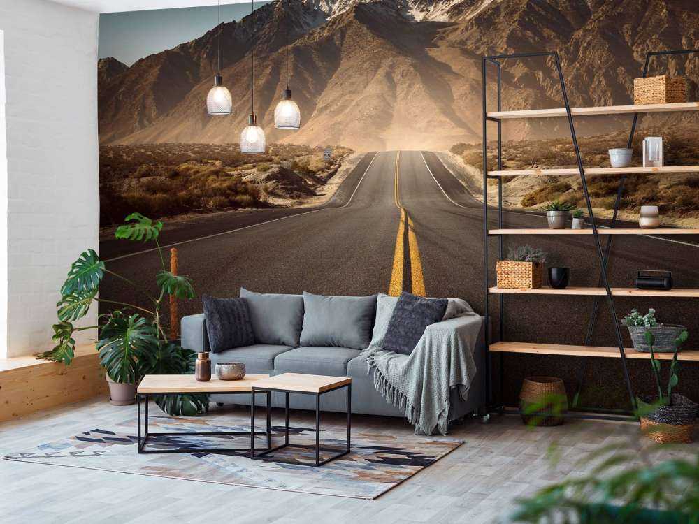 Chemin à travers les montagnes