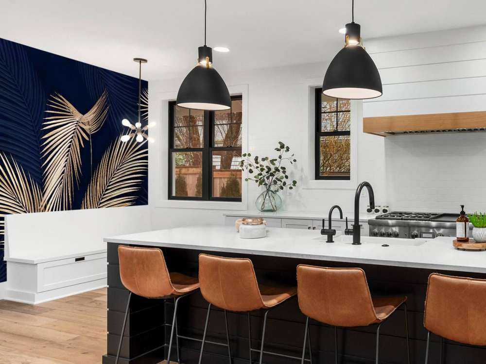 Palmes dorées sur bleu nuit