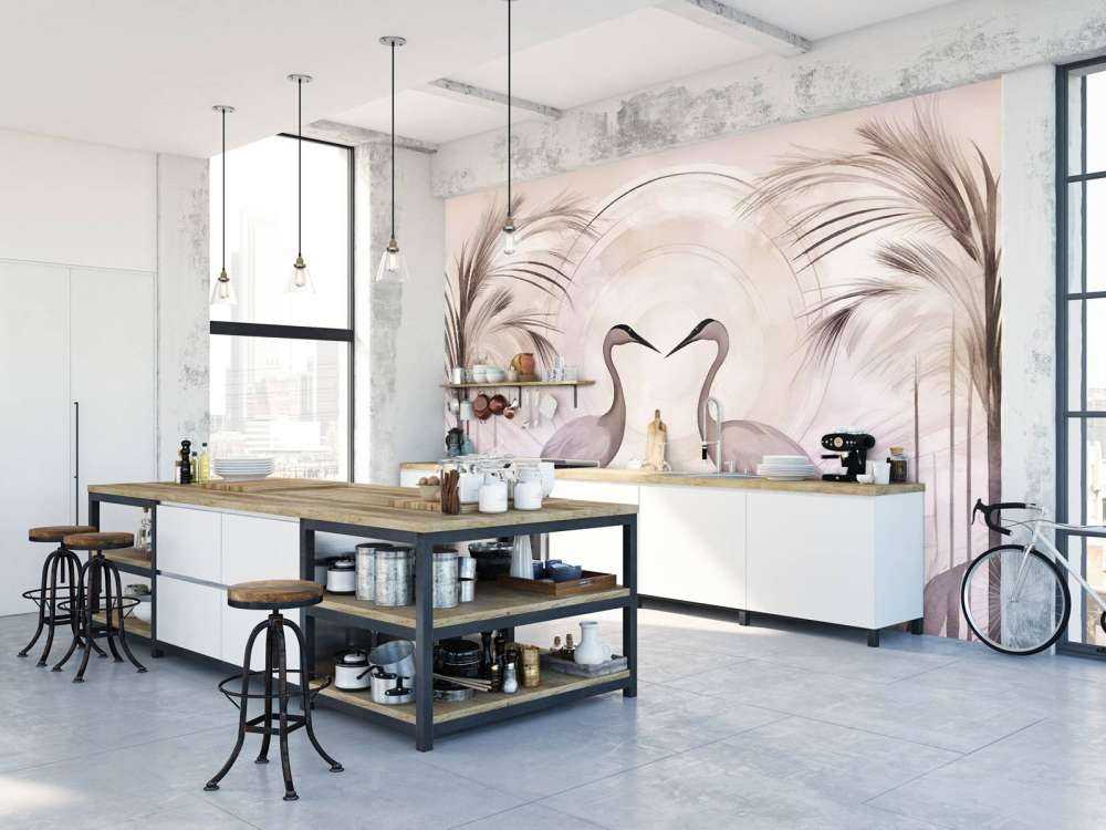 Grues au crépuscule gris