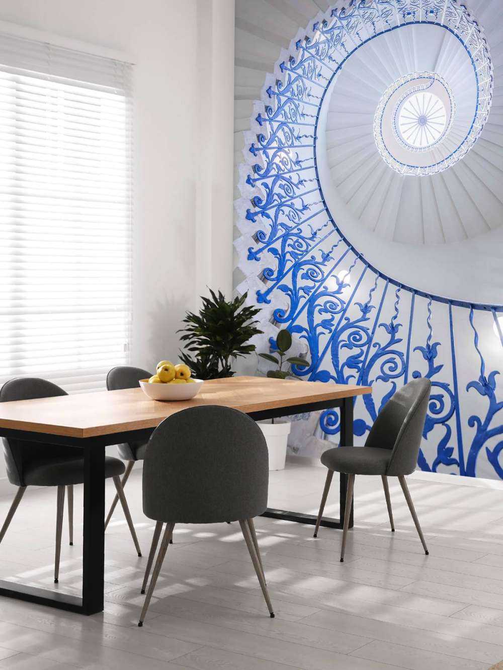 Structure en spirale futuriste avec lumière centrale