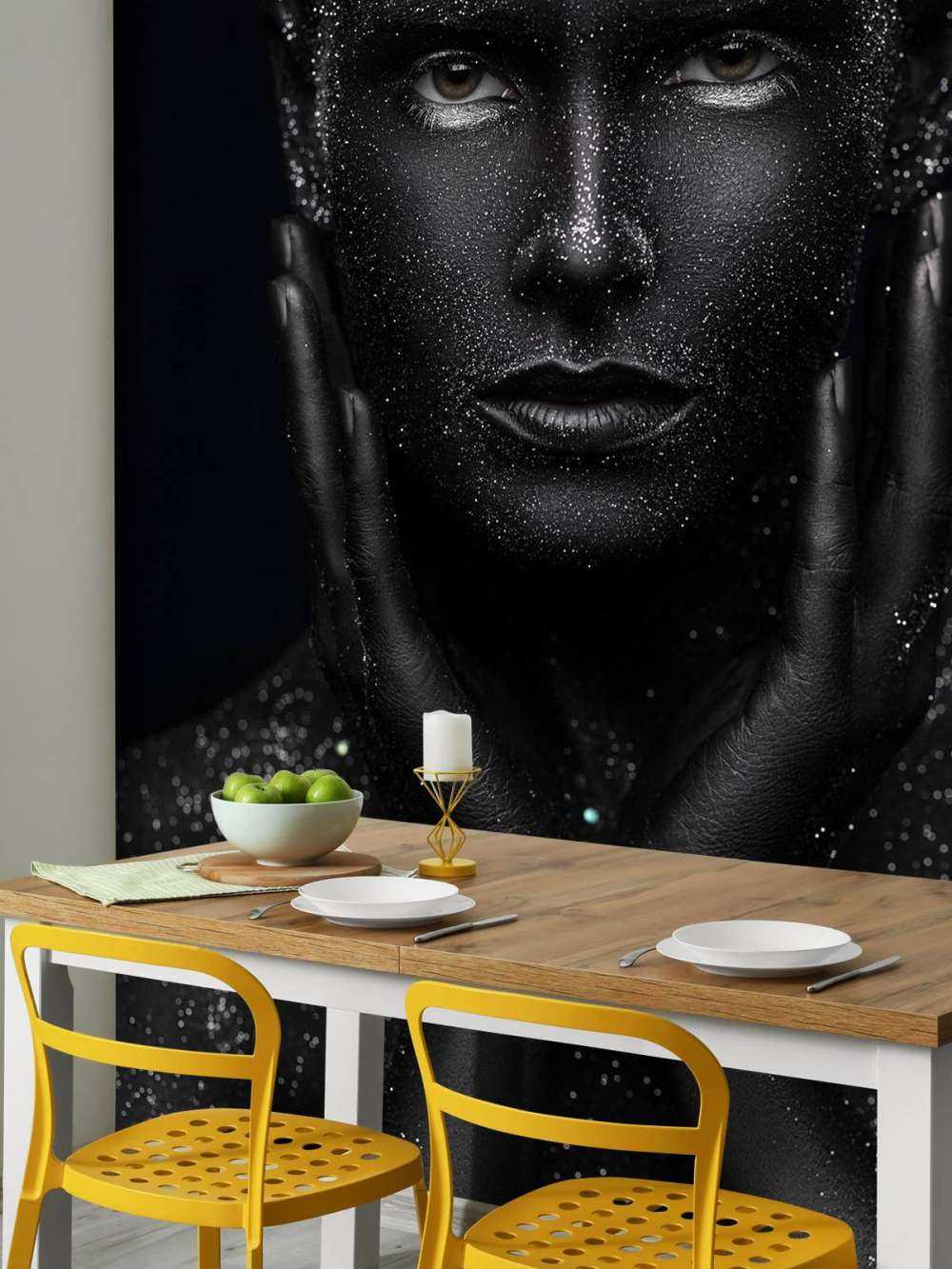 Femme aux paillettes