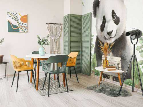 Bébé panda dans la jungle