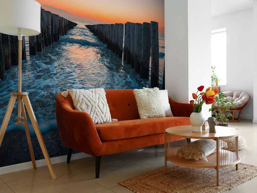 Brise-lames au coucher du soleil