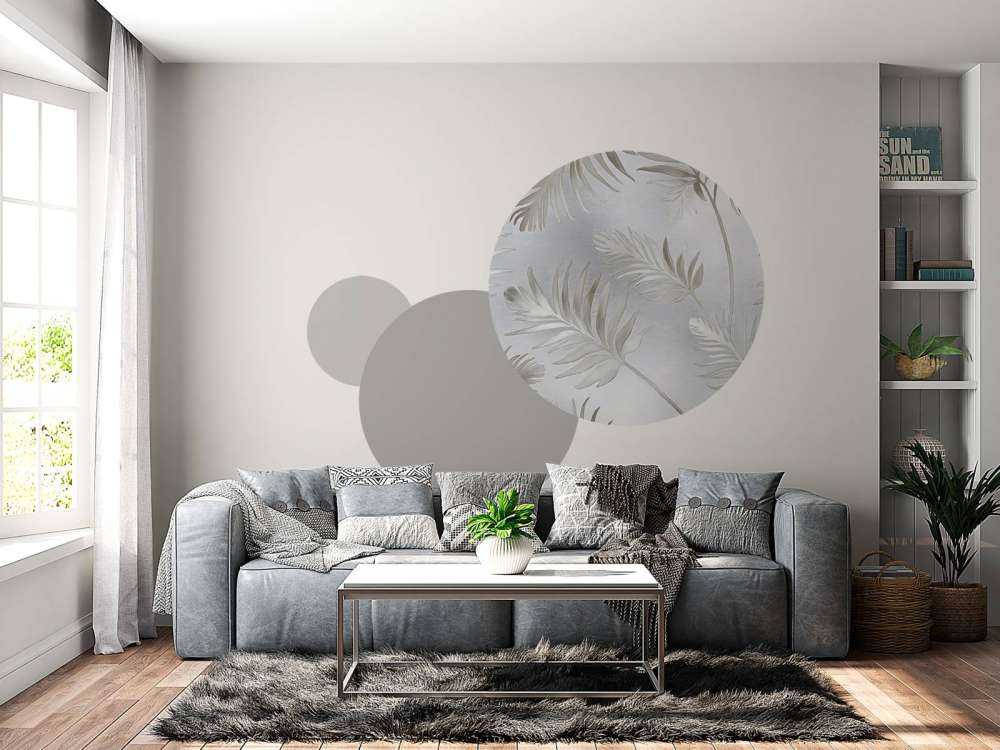 Feuilles dorées sur platine sombre