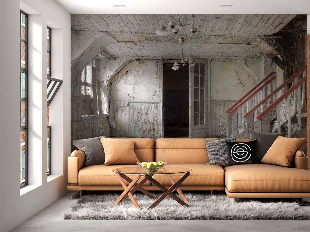 Rampe d'escalier rouge de l'hôtel