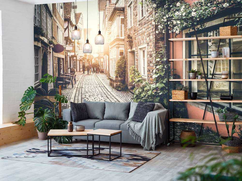 Coucher de soleil dans une vieille rue