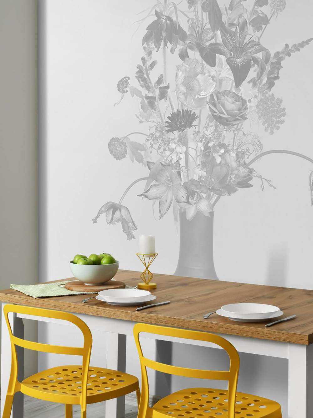 Généreux bouquet de fleurs noir et blanc