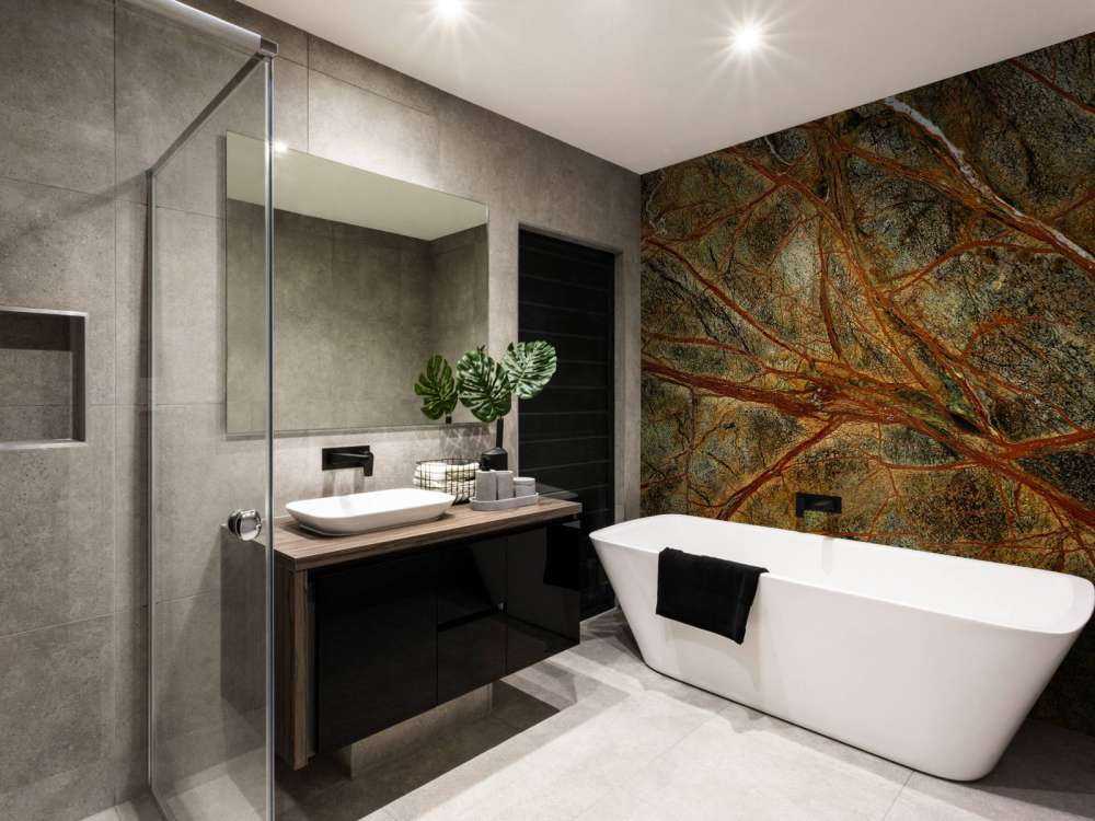 Marbre vert avec des veines colorées