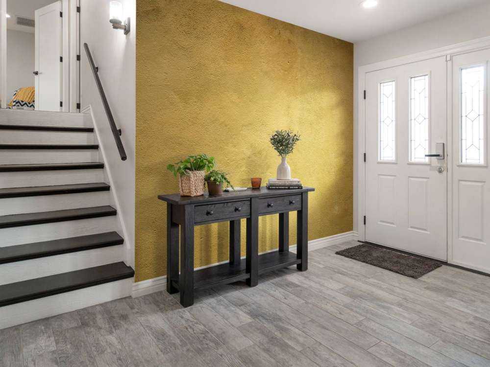 Mur en jaune ocre