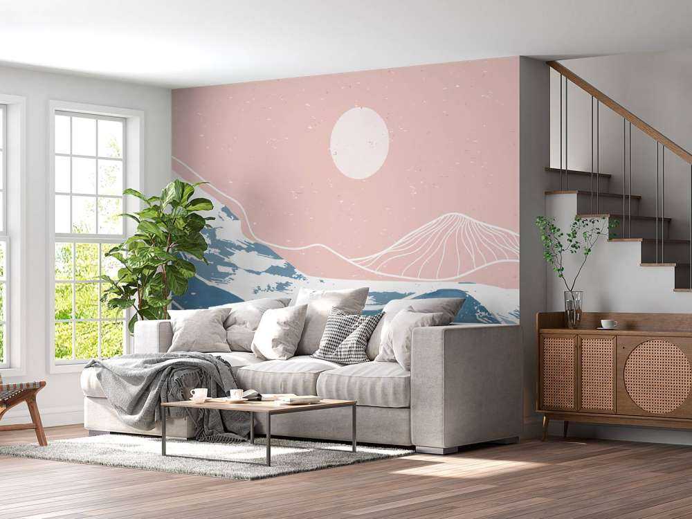 Montagnes d'hiver devant le soleil