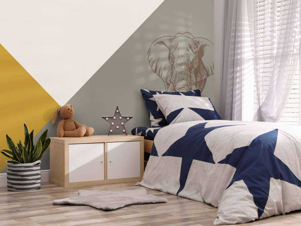 Triangles en jaune ocre et vert avec éléphant