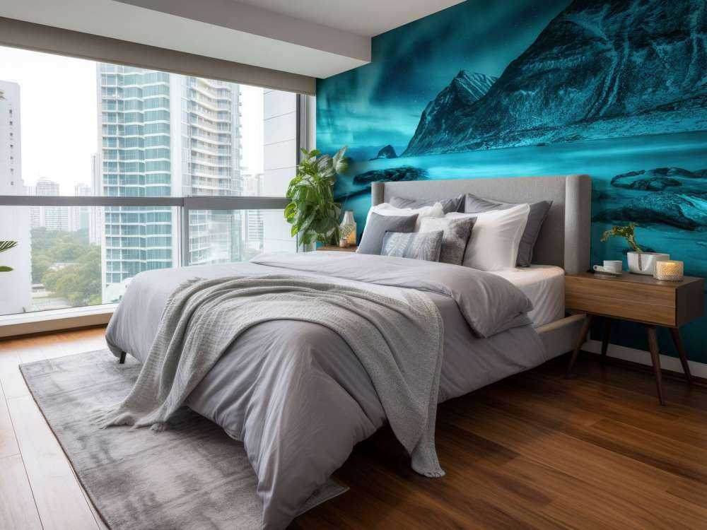 L'aurore boréale bleue avec les montagnes