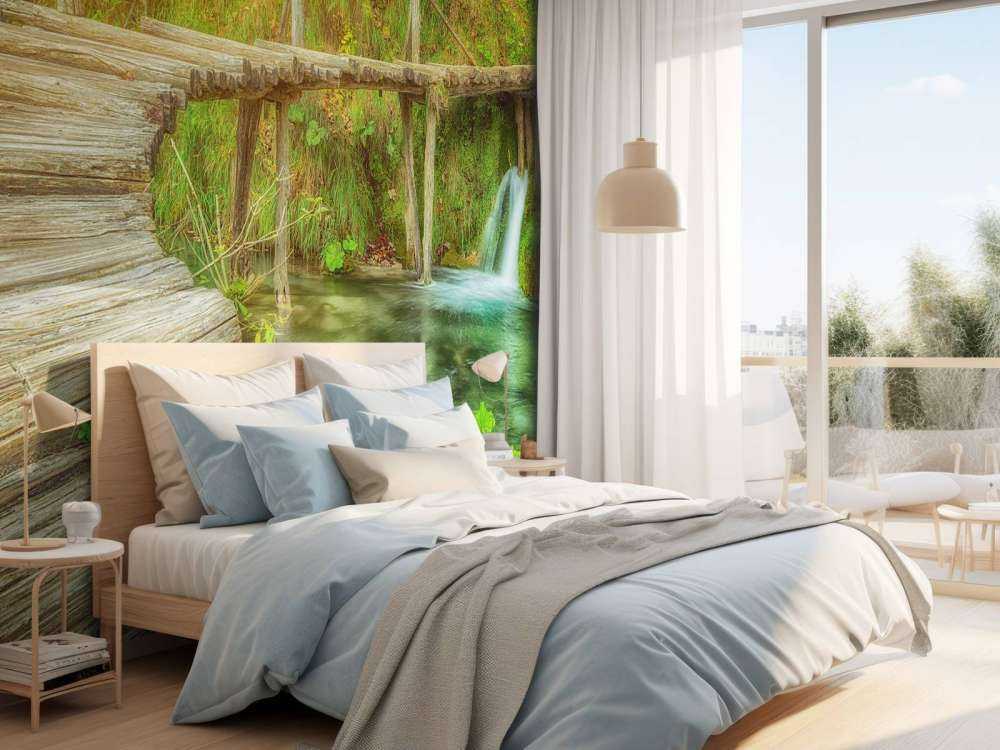 Pont en bois avec lumière du soleil