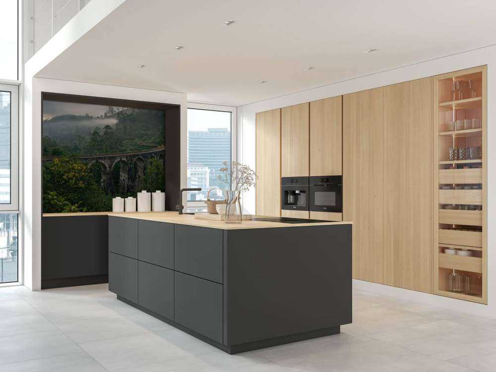 Pont ferroviaire à travers la jungle