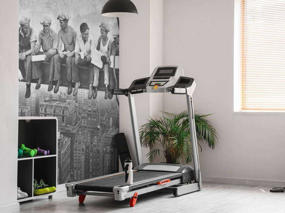 Déjeuner dans un gratte-ciel