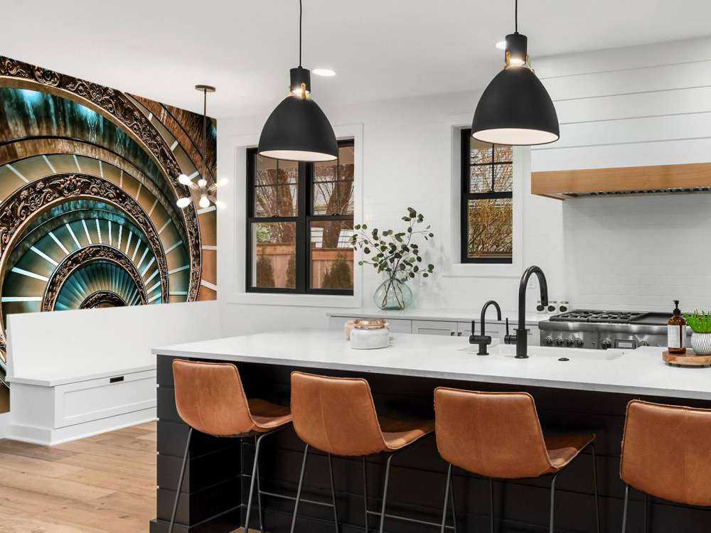 spirale dorée avec des détails baroques